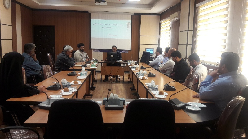 برگزاری مراسم هفته دولت و تکریم مقام کارمند در دانشگاه جامع علمی کاربردی قم